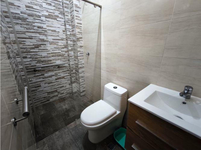 Casa de 16 alcobas en venta en Santo Domingo, Cali, 600 m² · foto 11 de 24