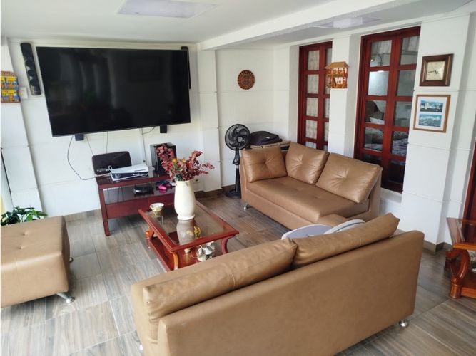 Casa de 4 alcobas en venta en Bochalema, Cali, 280 m² · foto 11 de 21