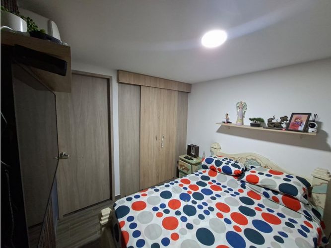 Apartamento de 2 alcobas en venta en Conjunto Residencial Mandarinos, Cali, 75 m² · foto 7 de 12