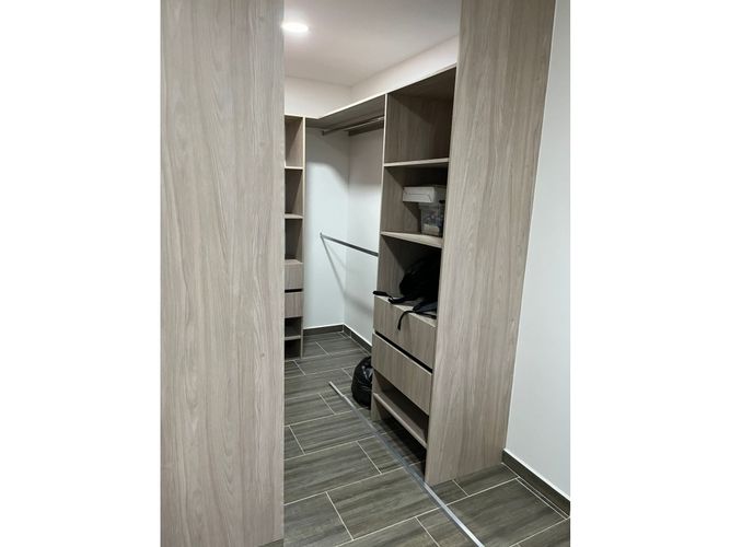 Apartamento de 2 alcobas en venta en Conjunto Residencial Mandarinos, Cali, 75 m² · foto 8 de 12