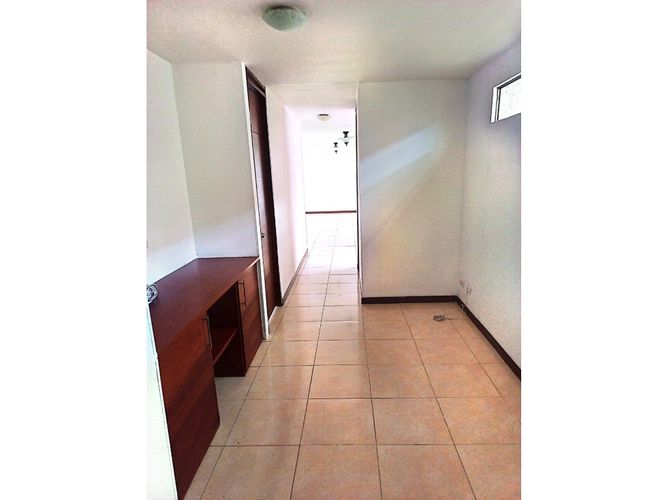 Apartamento de 4 alcobas en venta en La Flora, Cali, 125 m² · foto 6 de 12
