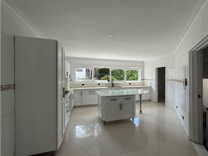Casa de 5 alcobas en venta en Rincon Dapa, Yumbo, 894 m² · foto 13 de 24