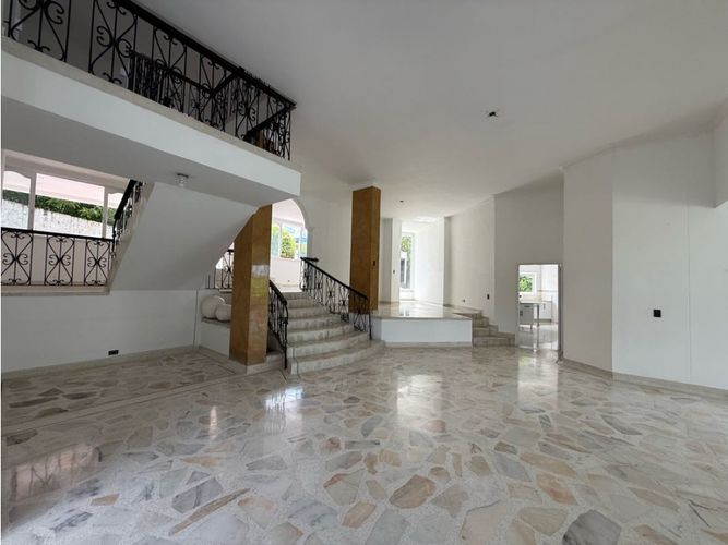 Casa de 5 alcobas en venta en Rincon Dapa, Yumbo, 894 m² · foto 14 de 24