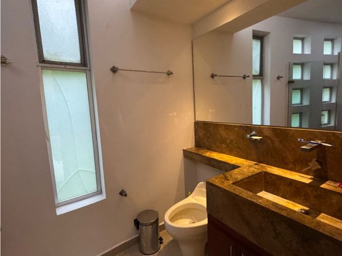 Casa de 6 alcobas en venta en Verde Horizonte, Jamundí, 662 m² · foto 14 de 24