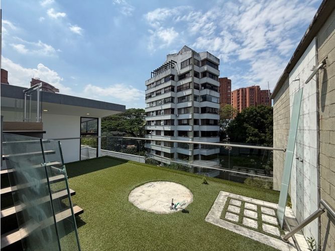 Apartamento de 3 alcobas en venta en Bellavista, Cali, 272 m² · foto 13 de 19