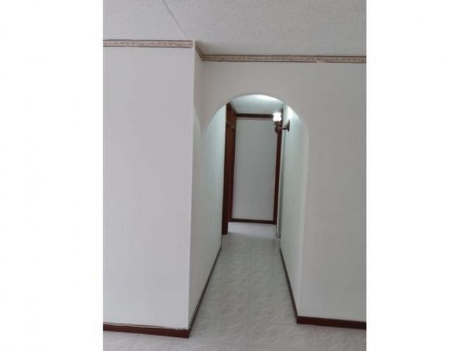 Apartamento de 3 alcobas en venta en El Limonar, Cali, 62 m² · foto 3 de 4