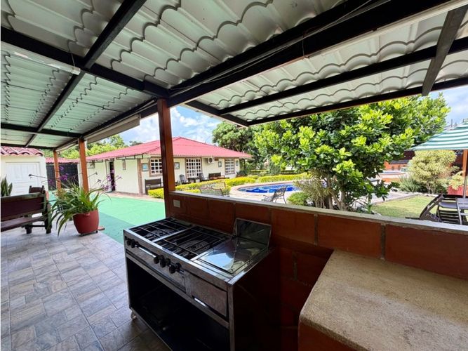 Casa de 5 alcobas en venta en Rozo, Palmira, 370 m² · foto 9 de 22
