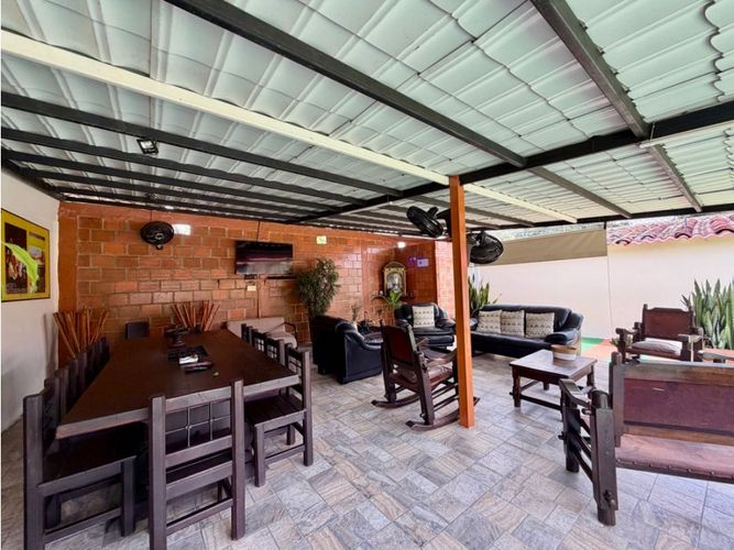 Casa de 5 alcobas en venta en Rozo, Palmira, 370 m² · foto 10 de 22