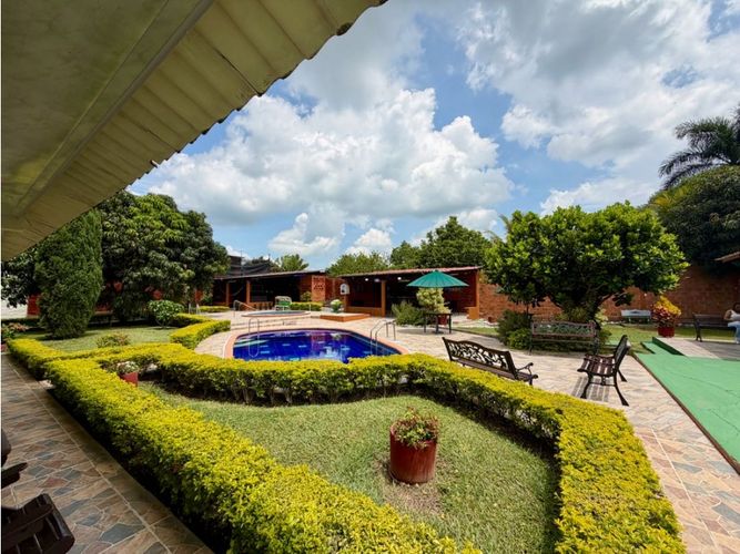 Casa de 5 alcobas en venta en Rozo, Palmira, 370 m² · foto 11 de 22