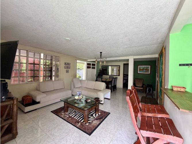 Casa de 5 alcobas en venta en Rozo, Palmira, 370 m² · foto 17 de 22