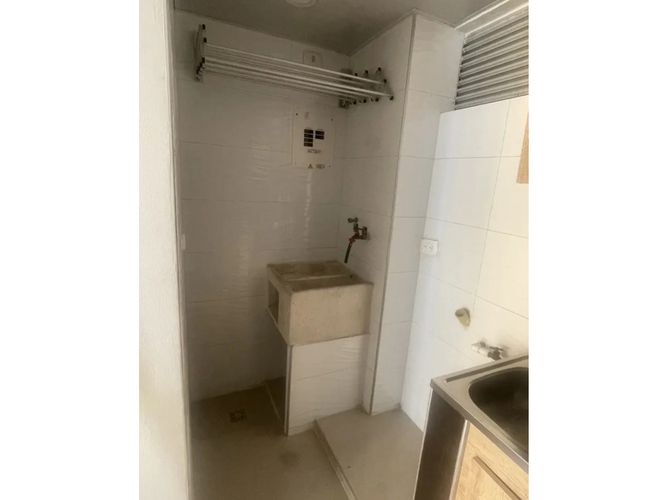 Apartamento de 3 alcobas en venta en Santa Barbara, Cali, 63 m² · foto 12 de 13