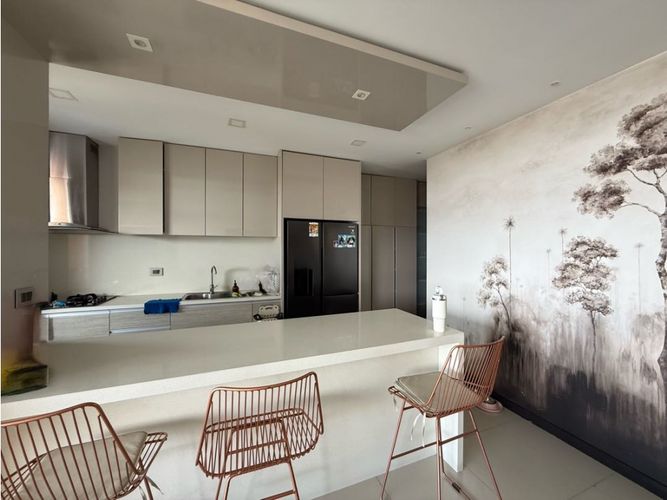 Apartamento de 3 alcobas en venta en Cristales, Cali, 360 m² · foto 4 de 22
