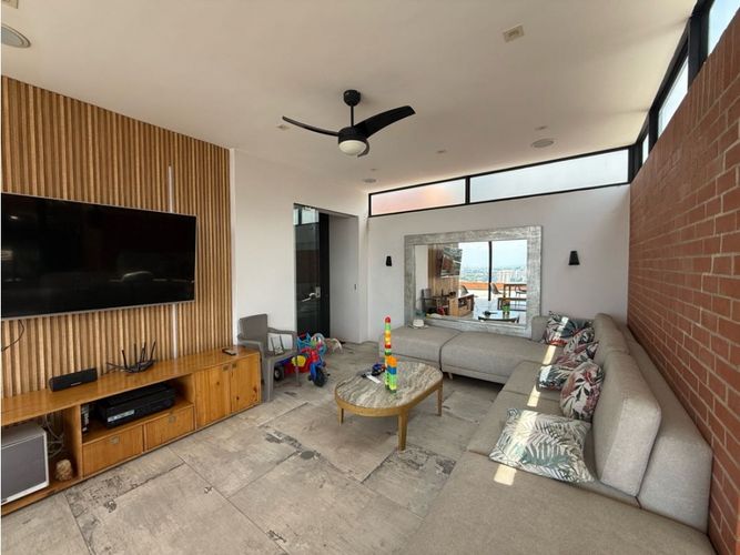 Apartamento de 3 alcobas en venta en Cristales, Cali, 360 m² · foto 17 de 22