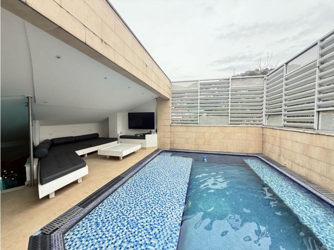Apartamento de 3 alcobas en venta en Cristales, Cali, 268 m² · foto 2 de 14