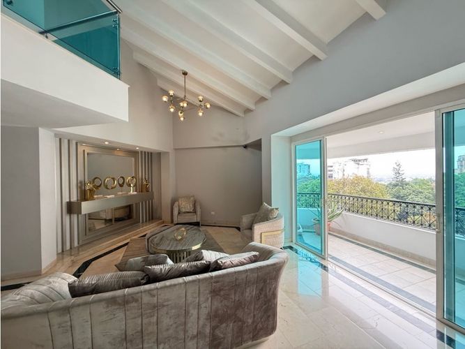 Apartamento de 3 alcobas en venta en Cristales, Cali, 268 m² · foto 8 de 14