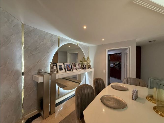 Apartamento de 3 alcobas en venta en Cristales, Cali, 268 m² · foto 12 de 14