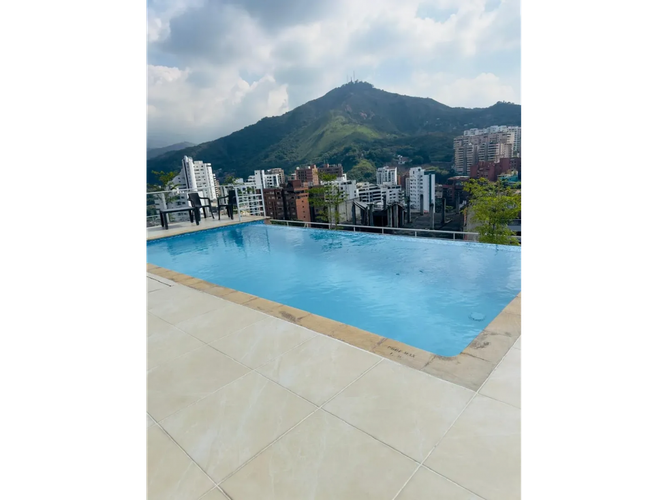 Apartamento de 2 alcobas en venta en Arboledas, Cali, 129 m² · foto 7 de 12