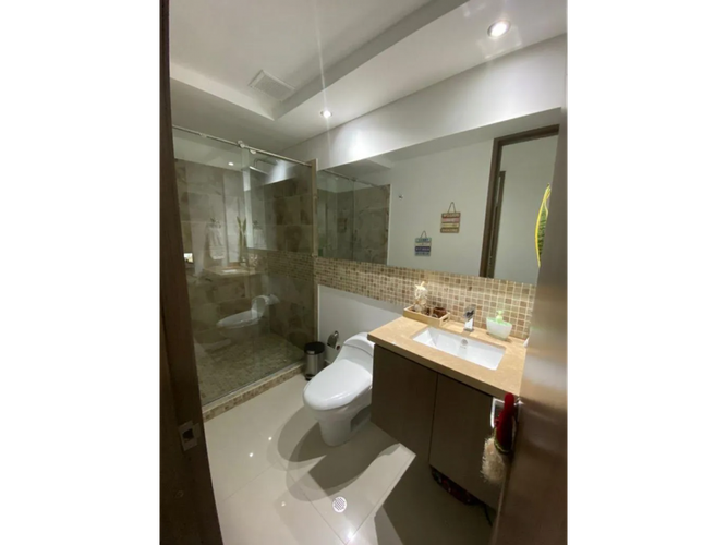 Apartamento de 2 alcobas en venta en Arboledas, Cali, 129 m² · foto 11 de 12