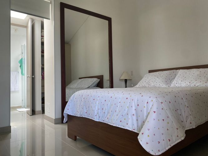 Casa de 3 alcobas en venta en El Castillo, Jamundí, 240 m² · foto 10 de 17
