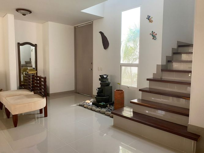 Casa de 3 alcobas en venta en El Castillo, Jamundí, 240 m² · foto 11 de 17