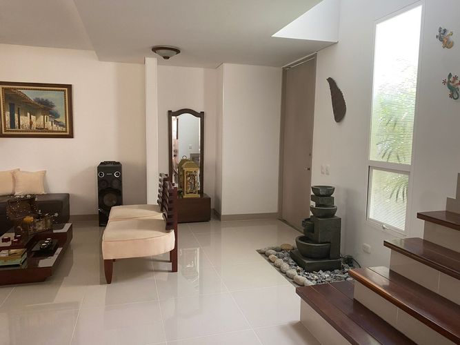 Casa de 3 alcobas en venta en El Castillo, Jamundí, 240 m² · foto 13 de 17