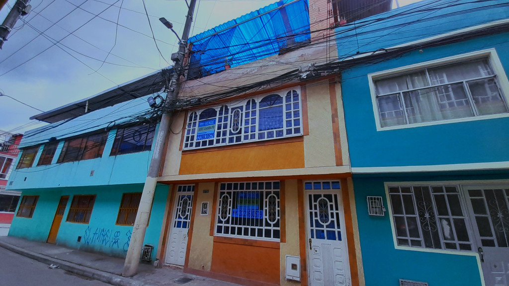 Casa en venta en Santa Fe, Bogotá · foto 2 de 24