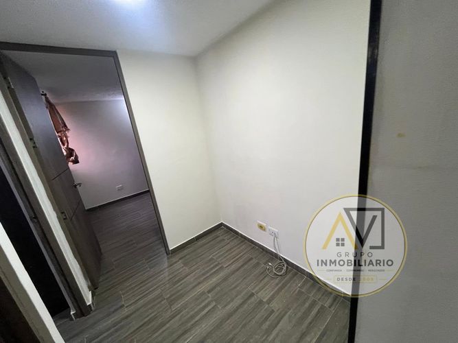 Apartamento de 3 alcobas en venta en La Prosperidad, Madrid, 47 m² · foto 5 de 7