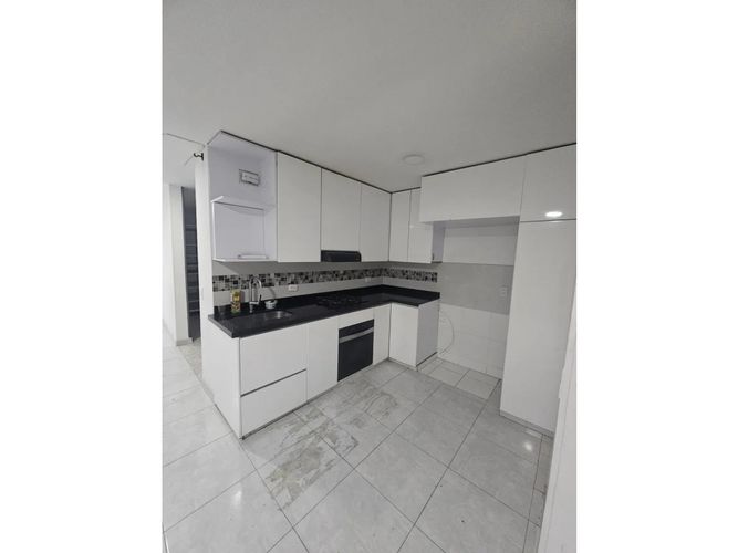 Casa de 4 alcobas en venta en Valle Del Lili, Cali, 160 m² · foto 3 de 24