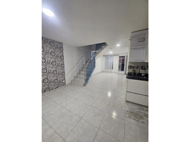 Casa de 4 alcobas en venta en Valle Del Lili, Cali, 160 m² · foto 5 de 24