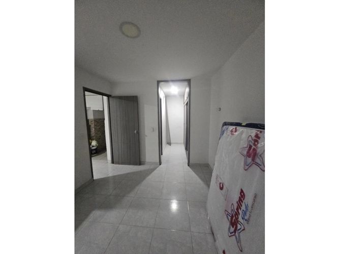 Casa de 4 alcobas en venta en Valle Del Lili, Cali, 160 m² · foto 15 de 24