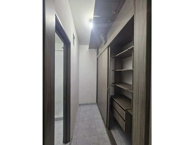 Casa de 4 alcobas en venta en Valle Del Lili, Cali, 160 m² · foto 17 de 24