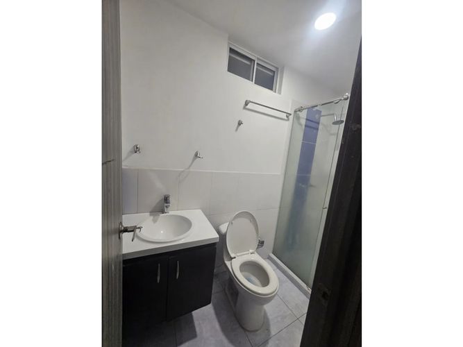 Casa de 4 alcobas en venta en Valle Del Lili, Cali, 160 m² · foto 23 de 24
