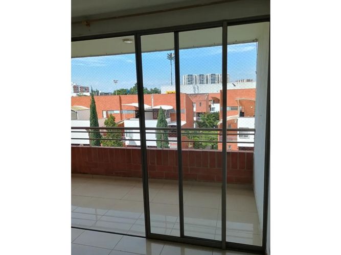 Apartamento de 3 alcobas en venta en Valle Del Lili, Cali, 92 m² · foto 7 de 21