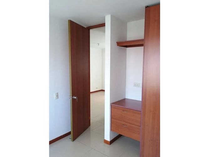 Apartamento de 3 alcobas en venta en Valle Del Lili, Cali, 92 m² · foto 15 de 21