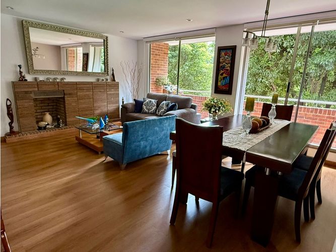 Apartamento de 3 alcobas en venta en Colina Campestre, Bogotá, 135 m² · foto 2 de 24