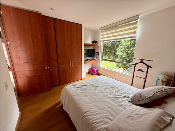 Apartamento de 3 alcobas en venta en Colina Campestre, Bogotá, 135 m² · foto 9 de 24