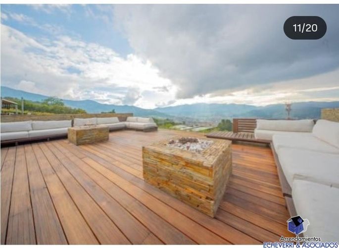 Casa de 6 alcobas en venta en Loma Del Chocho, Envigado · foto 13 de 19