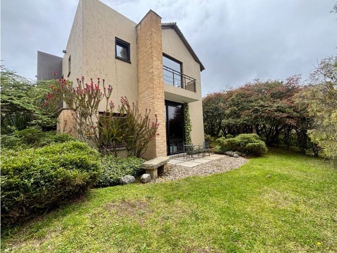 Casa de 3 alcobas en venta en Arboretto, La Calera, 270 m² · foto 2 de 24