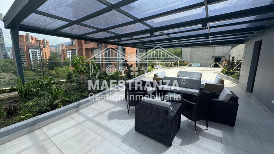Local en arriendo en Altos Del Poblado, Medellín, 530 m² · foto 2 de 8