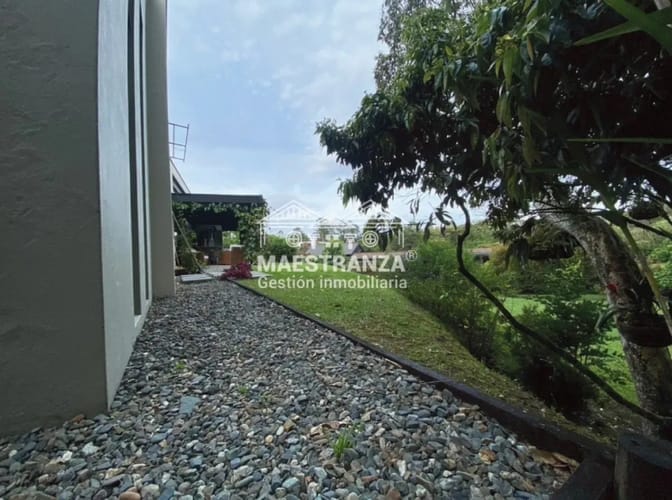 Casa de 3 alcobas en venta en Vilachuaga, Rionegro, 360 m² · foto 16 de 24