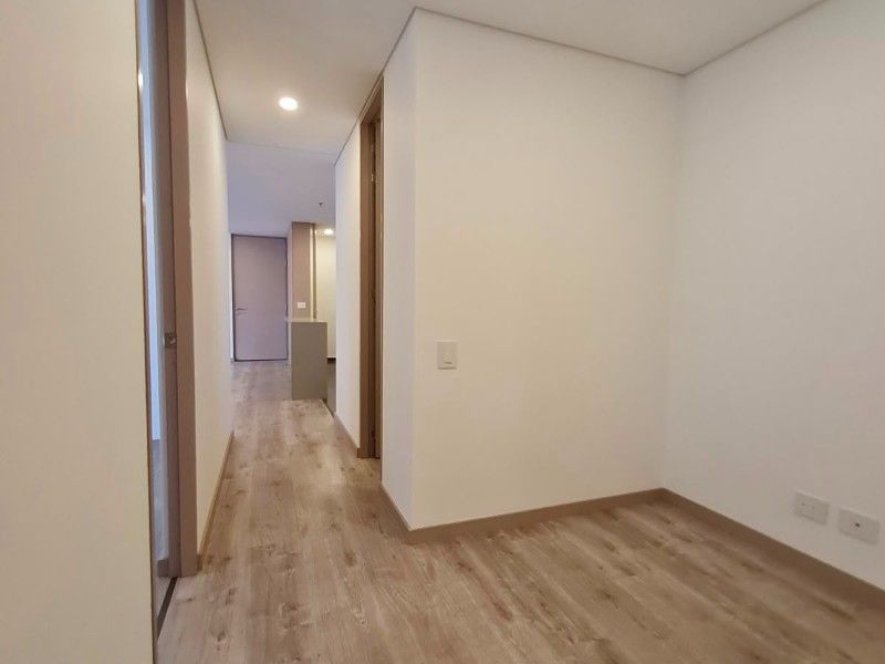 Apartamento en venta en El Poblado, Medellín · foto 8 de 18