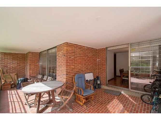 Apartamento de 3 alcobas en venta en Colina Campestre, Bogotá, 180 m² · foto 4 de 13