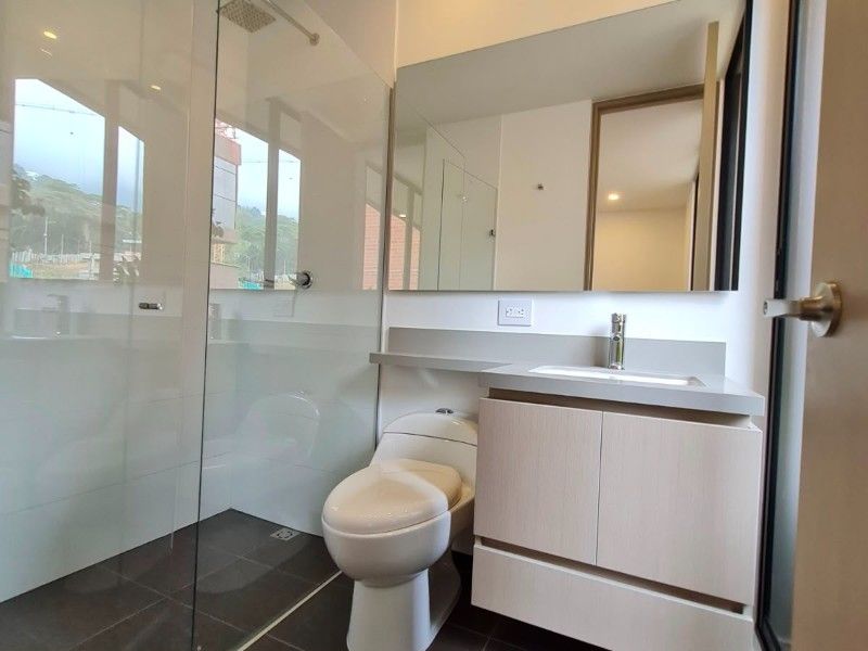 Apartamento en venta en El Poblado, Medellín · foto 17 de 18