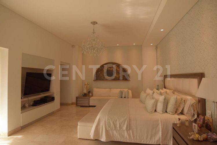 Casa de 4 alcobas en venta en La Flora, Cali, 436 m² · foto 17 de 21