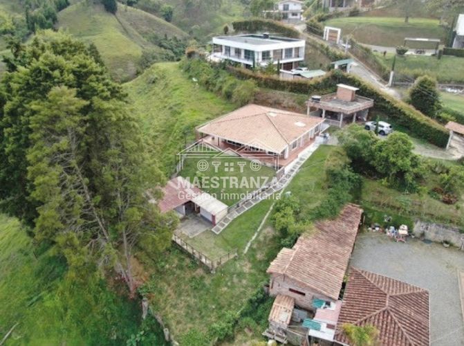 Casa de 4 alcobas en venta en Altavista, Medellín, 1000 m² · foto 9 de 16