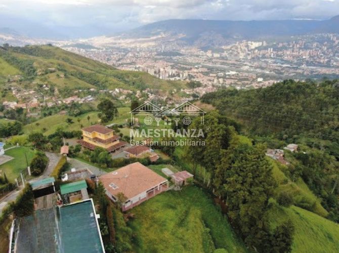Casa de 4 alcobas en venta en Altavista, Medellín, 1000 m² · foto 13 de 16