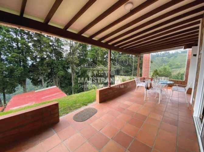 Casa de 4 alcobas en venta en Altavista, Medellín, 1000 m² · foto 14 de 16