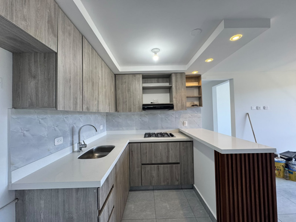 Apartamento en arriendo en Cimarronas, Rionegro · foto 2 de 13