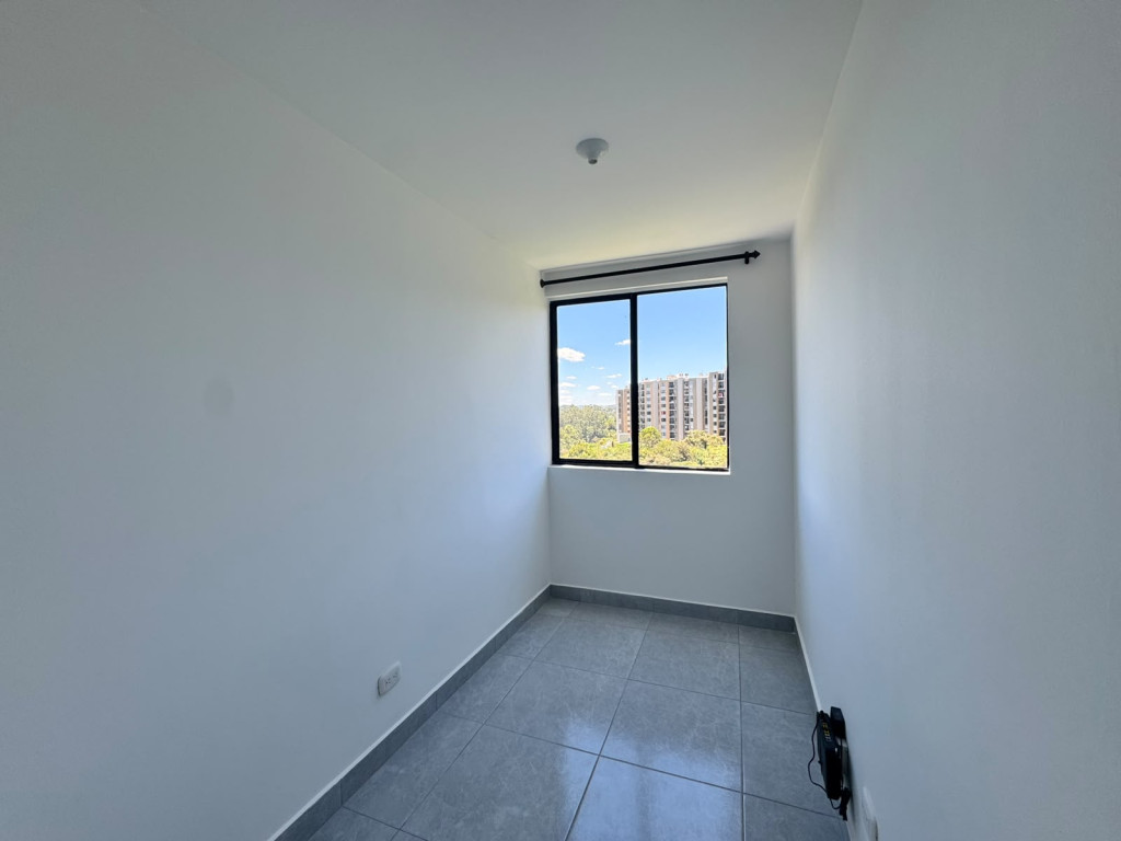 Apartamento en arriendo en Cimarronas, Rionegro · foto 5 de 13
