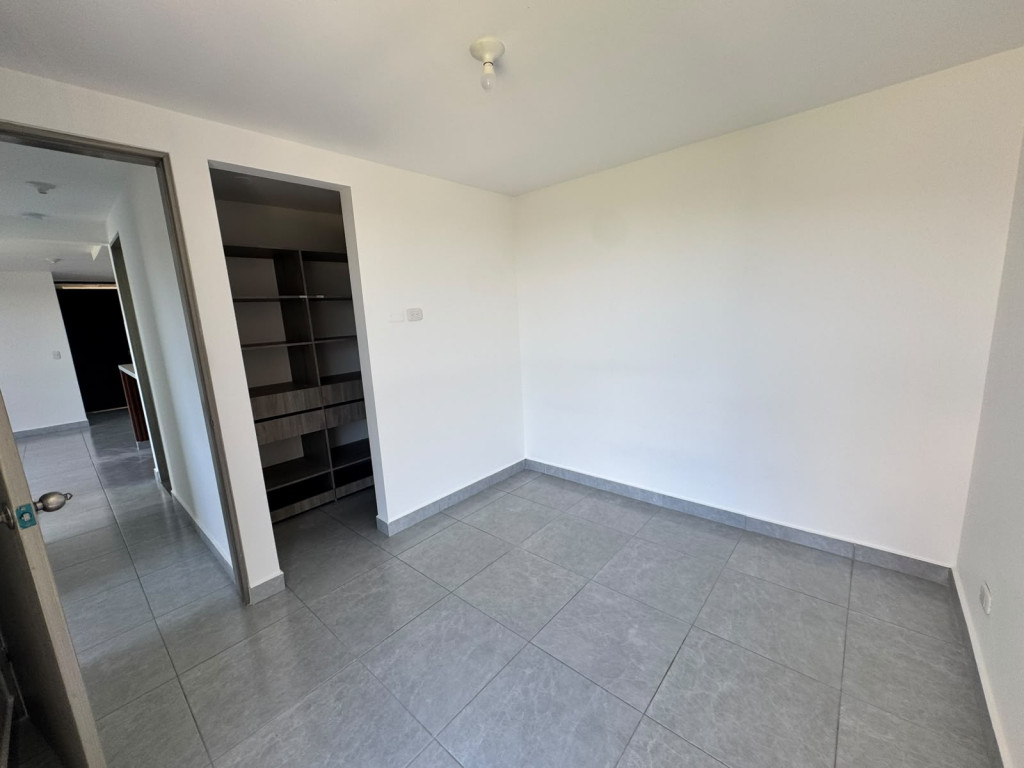 Apartamento en arriendo en Cimarronas, Rionegro · foto 10 de 13